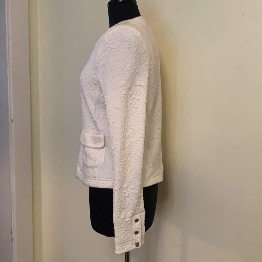 Three Dots Buttonless Cropped Blazer Squared Shou… - image 5